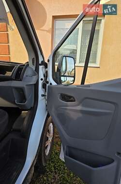 Микроавтобус Ford Transit 2017 в 