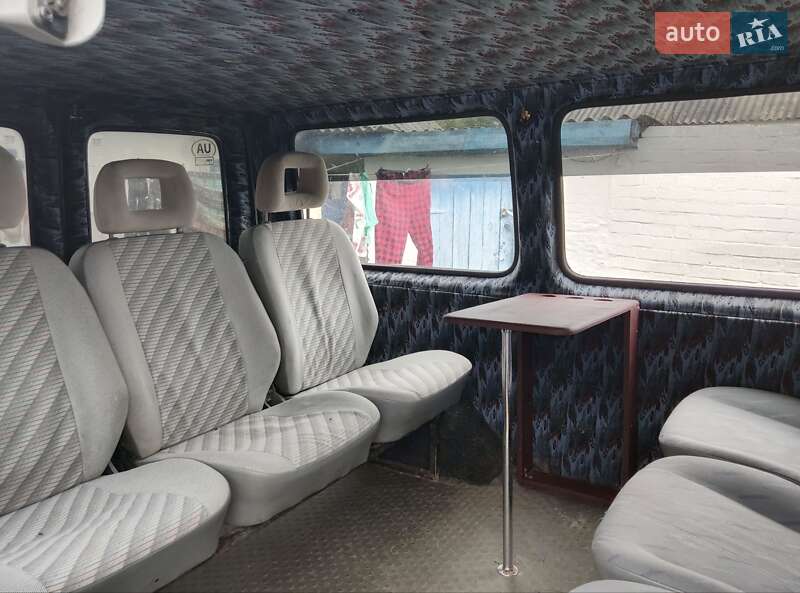 Ford Transit 2000