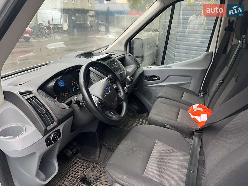 Мікроавтобус Ford Transit 2016 в Києві