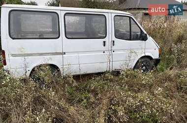 Вантажний фургон Ford Transit 1990 в Луцьку