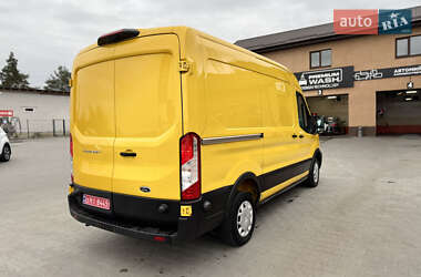 Вантажний фургон Ford Transit 2021 в 