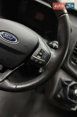 Вантажний фургон Ford Transit 2021 в 
