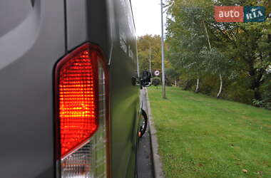 Вантажний фургон Ford Transit 2020 в 