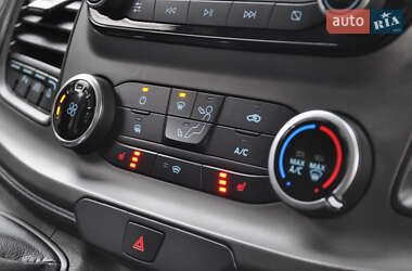 Вантажний фургон Ford Transit 2020 в 