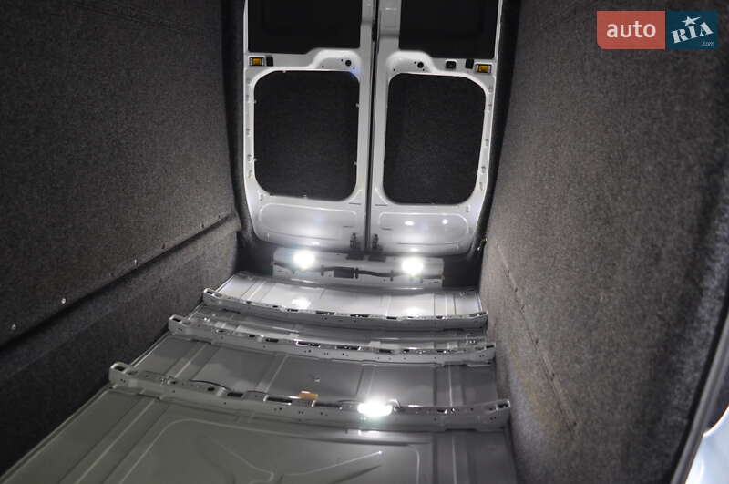 Грузовой фургон Ford Transit 2020 в Киеве фото 98 Грузовой фургон Ford Transit 2020 в Киеве