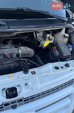 Грузовой фургон Ford Transit 2013 в 