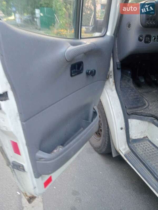 Грузовой фургон Ford Transit 1998 в Киеве фото 5 Грузовой фургон Ford Transit 1998 в Киеве