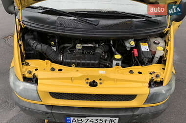 Вантажний фургон Ford Transit 2005 в 