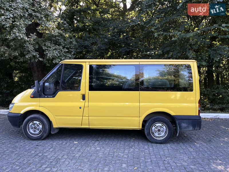 Мікроавтобус вантажний (до 3,5т) Ford Transit 2005 в Чернівцях