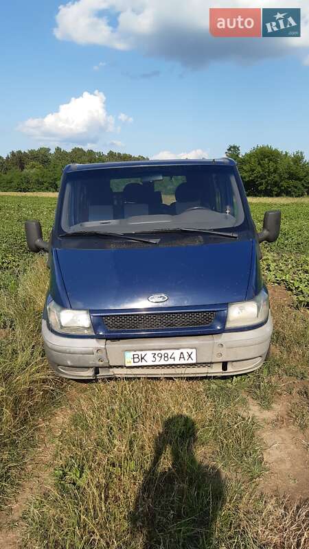 Грузопассажирский фургон Ford Transit 2003 в Сосновом