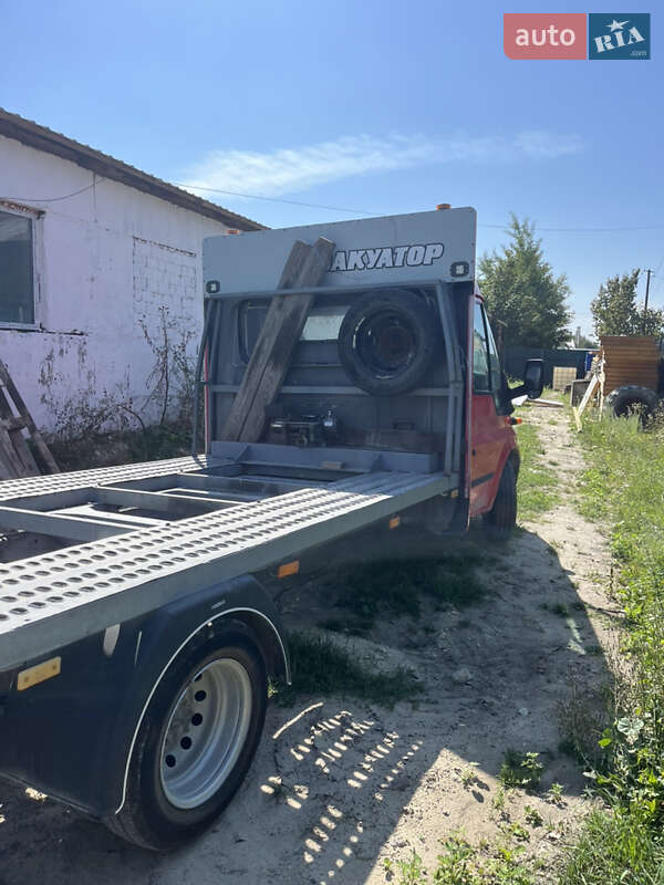 Евакуатор Ford Transit 2001 в Миколаєві