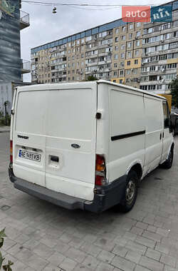 Грузовой фургон Ford Transit 2004 в 