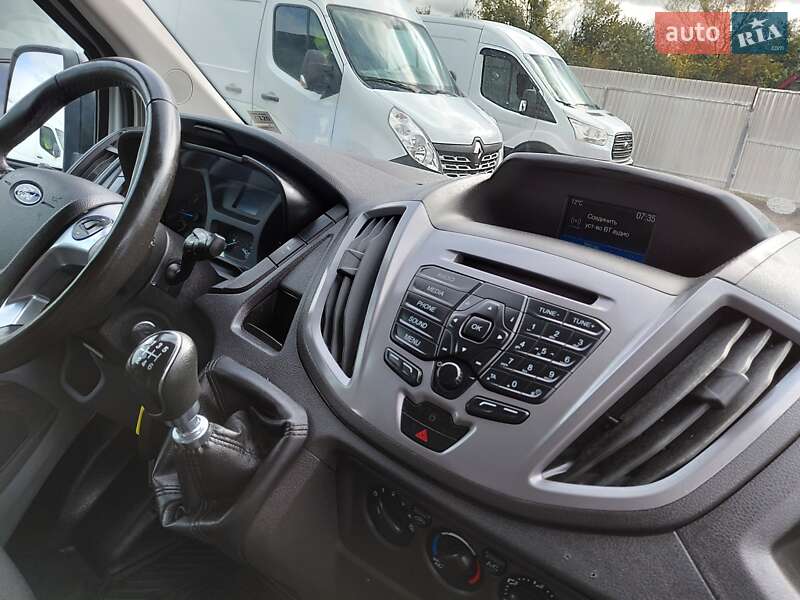 Вантажний фургон Ford Transit 2019 в Івано-Франківську