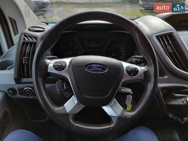 Вантажний фургон Ford Transit 2019 в Івано-Франківську