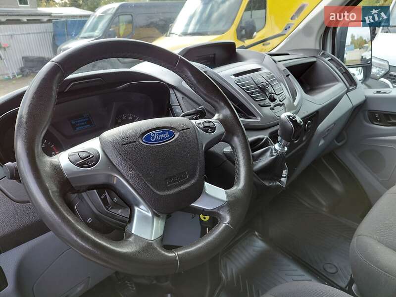 Вантажний фургон Ford Transit 2019 в Івано-Франківську