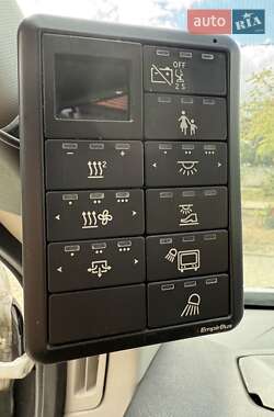 Мікроавтобус Ford Transit 2015 в 