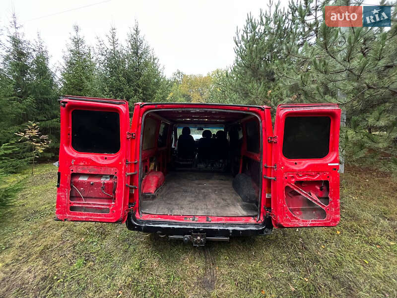 Вантажний фургон Ford Transit 2004 в Кропивницькому фото 12 Вантажний фургон Ford Transit 2004 в Кропивницькому