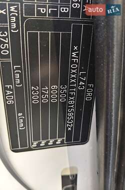 Вантажний фургон Ford Transit 2011 в 