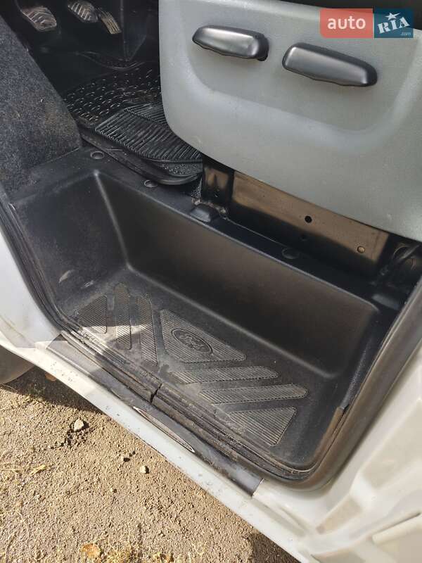 Грузовой фургон Ford Transit 2011 в Запорожье фото 20 Грузовой фургон Ford Transit 2011 в Запорожье