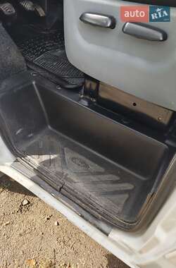 Вантажний фургон Ford Transit 2011 в 