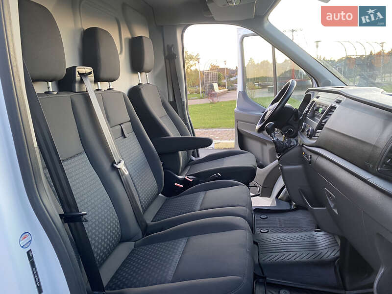 Вантажний фургон Ford Transit 2020 в Ірпені