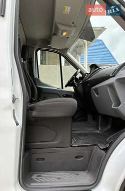 Микроавтобус грузовой (до 3,5т) Ford Transit 2016 в  фото 20 Микроавтобус грузовой (до 3,5т) Ford Transit 2016 в