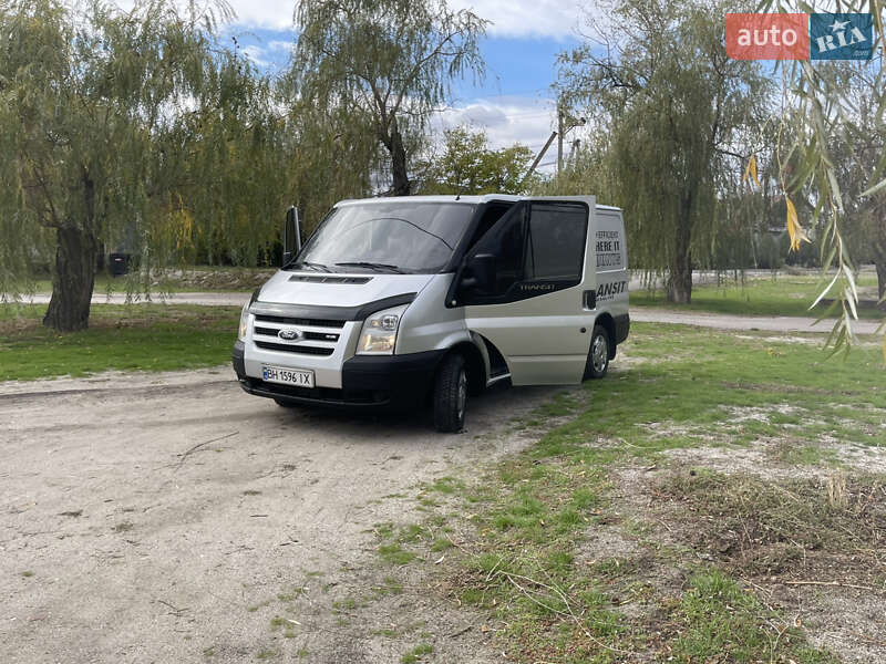 Грузовой фургон Ford Transit 2008 в Николаеве