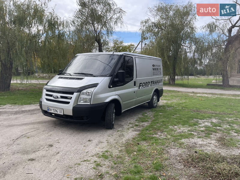 Грузовой фургон Ford Transit 2008 в Николаеве