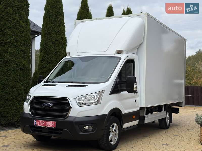 Вантажний фургон Ford Transit 2021 в Радивиліві