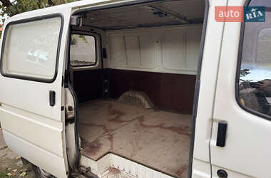 Вантажний фургон Ford Transit 1998 в 