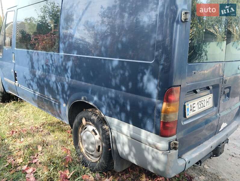 Грузовой фургон Ford Transit 2005 в Никополе