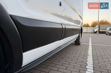 Грузовой фургон Ford Transit 2021 в 