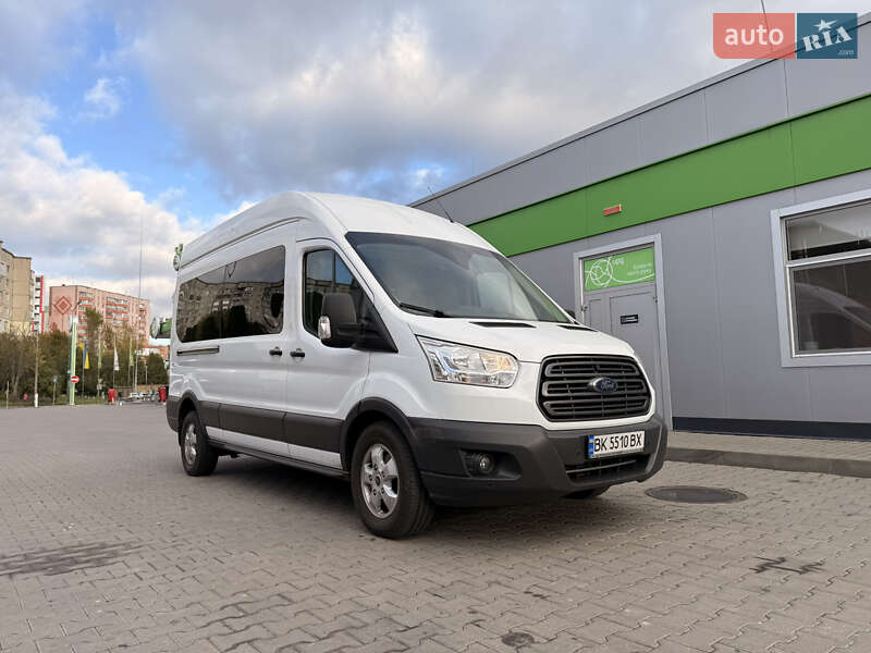 Микроавтобус Ford Transit 2017 в 