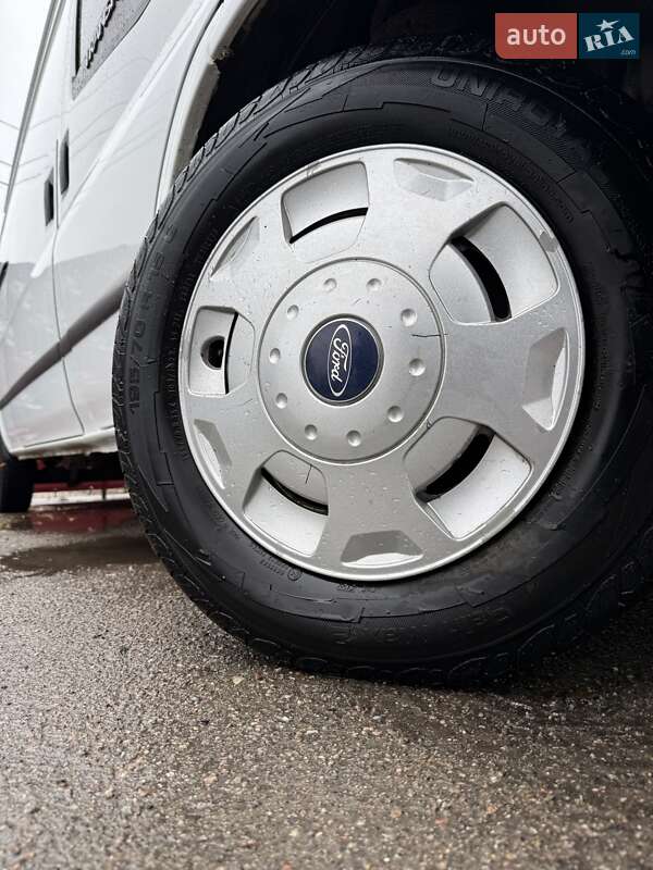 Вантажний фургон Ford Transit 2013 в Сумах фото 8 Вантажний фургон Ford Transit 2013 в Сумах