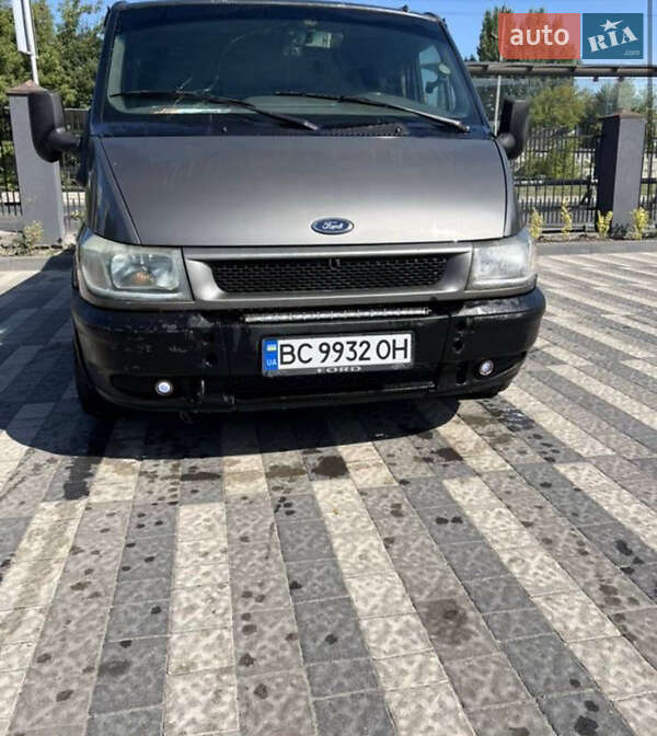 Грузопассажирский фургон Ford Transit 2001 в Львове фото 4 Грузопассажирский фургон Ford Transit 2001 в Львове