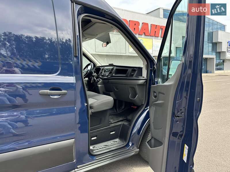 Грузовой фургон Ford Transit 2019 в Ковеле