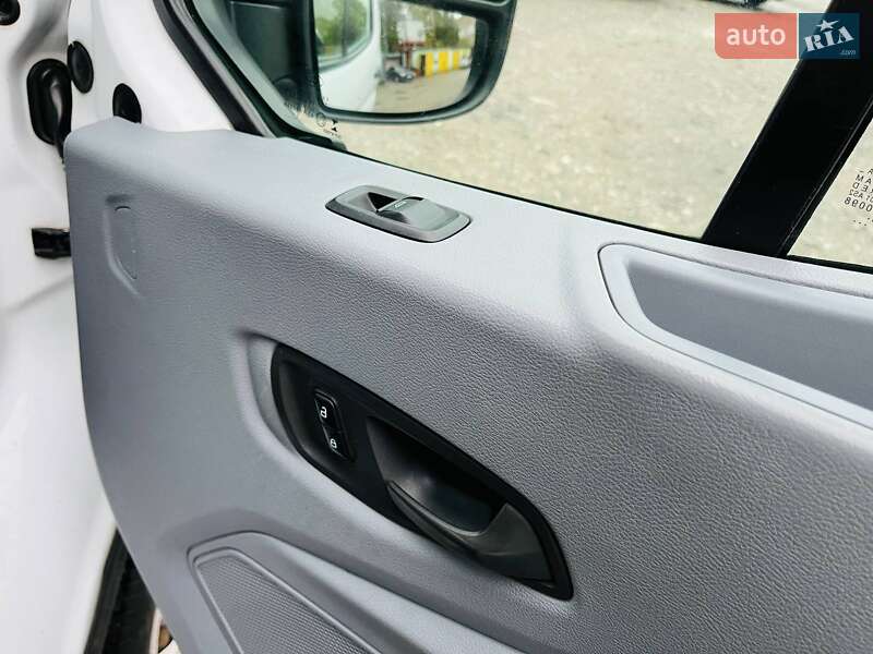 Борт Ford Transit 2015 в Кам'янському