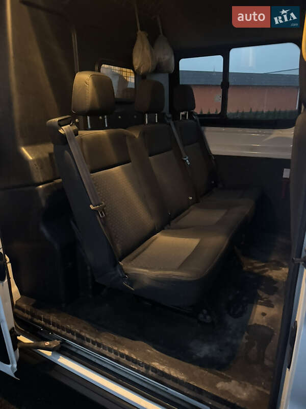 Вантажопасажирський фургон Ford Transit 2019 в Дніпрі