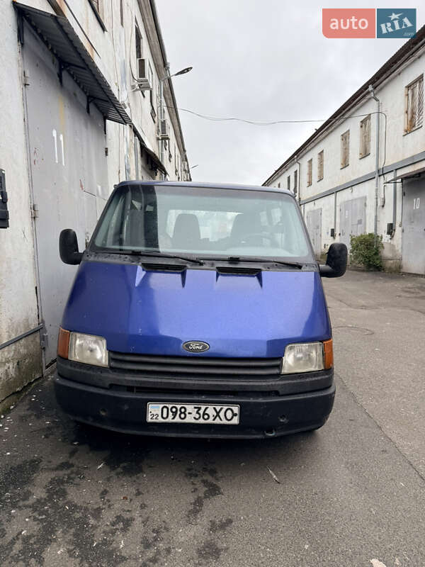 Микроавтобус грузовой (до 3,5т) Ford Transit 1988 в Одессе