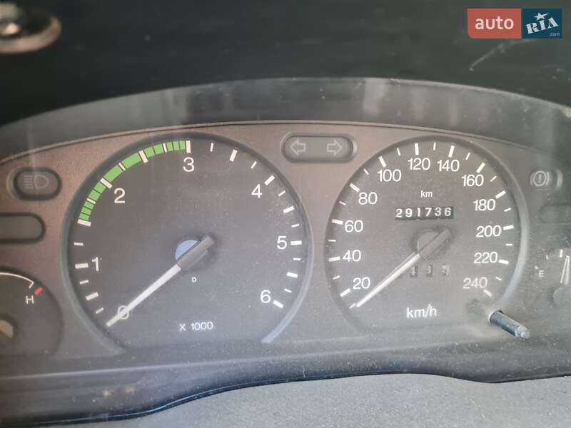 Вантажопасажирський фургон Ford Transit 1999 в Одесі фото 12 Вантажопасажирський фургон Ford Transit 1999 в Одесі