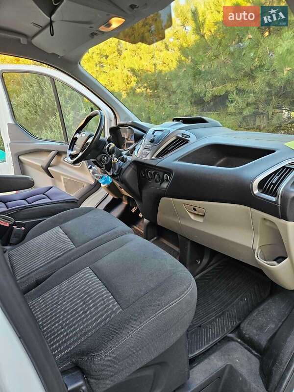 Мінівен Ford Transit 2015 в Коблевому