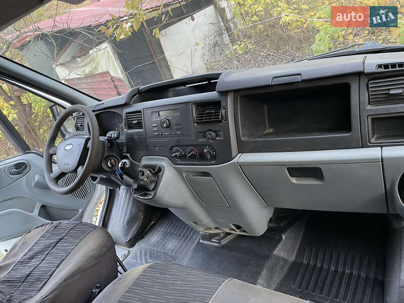 Грузовой фургон Ford Transit 2008 в Хмельницком фото 10 Грузовой фургон Ford Transit 2008 в Хмельницком