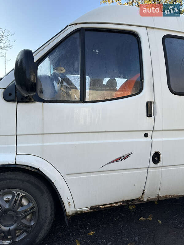 Мінівен Ford Transit 1995 в Володимирі