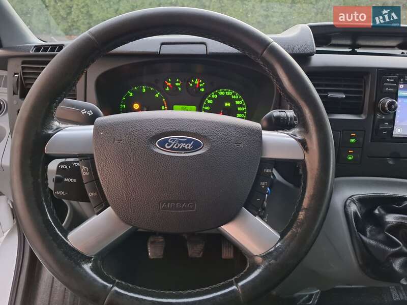 Минивэн Ford Transit 2009 в Черновцах