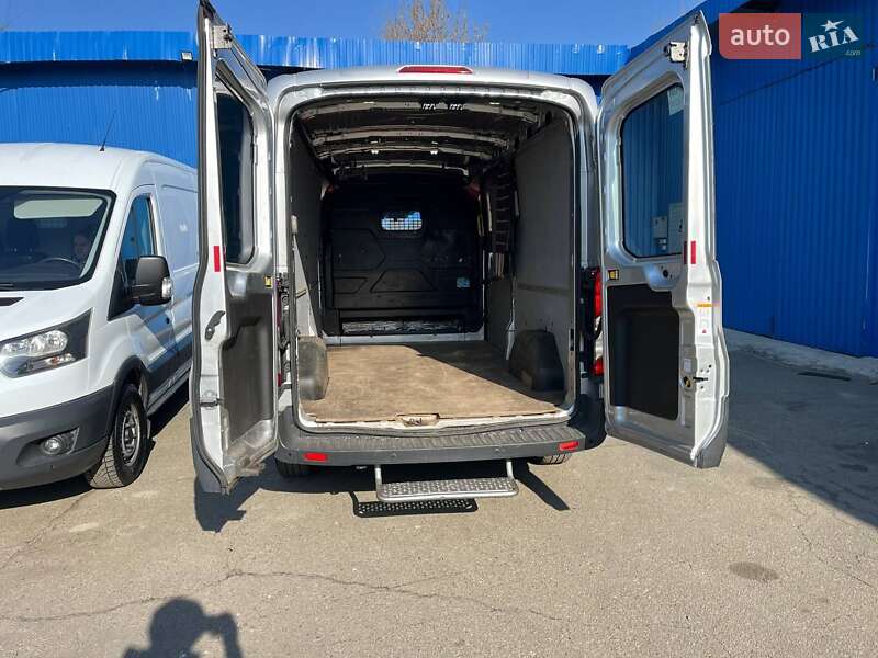 Вантажопасажирський фургон Ford Transit 2015 в Києві