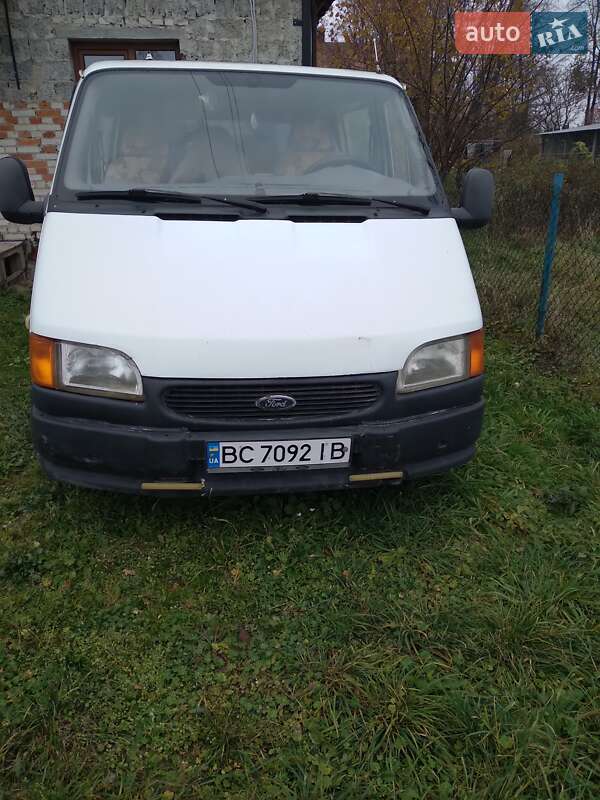 Другие автобусы Ford Transit 1998 в Самборе