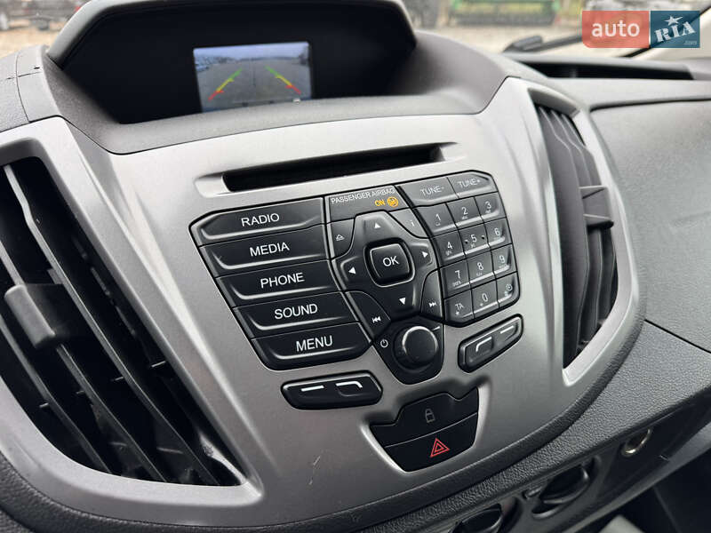 Грузовой фургон Ford Transit 2019 в Умани