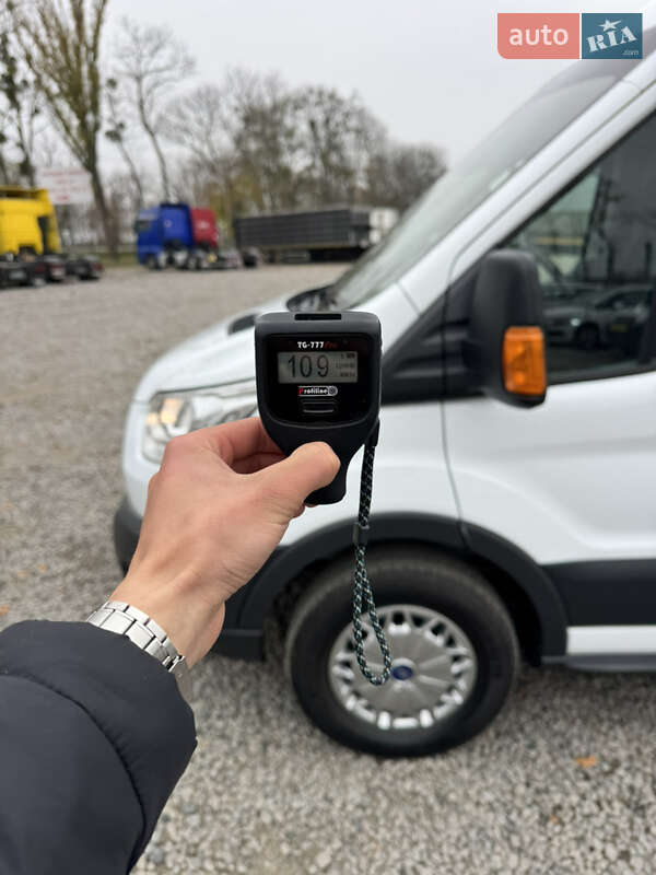 Грузовой фургон Ford Transit 2019 в Умани