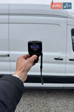 Вантажний фургон Ford Transit 2019 в Умані