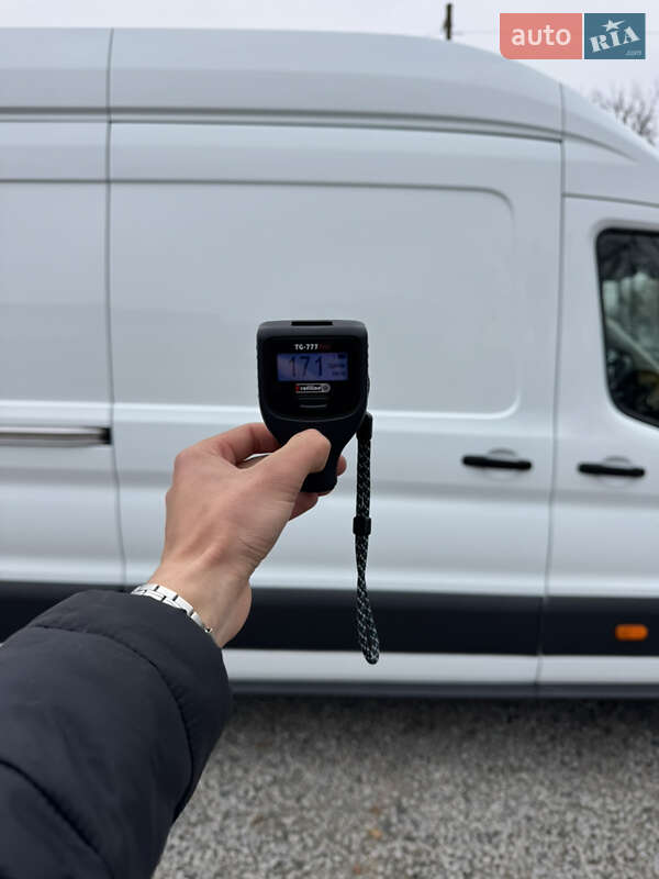 Грузовой фургон Ford Transit 2019 в Умани